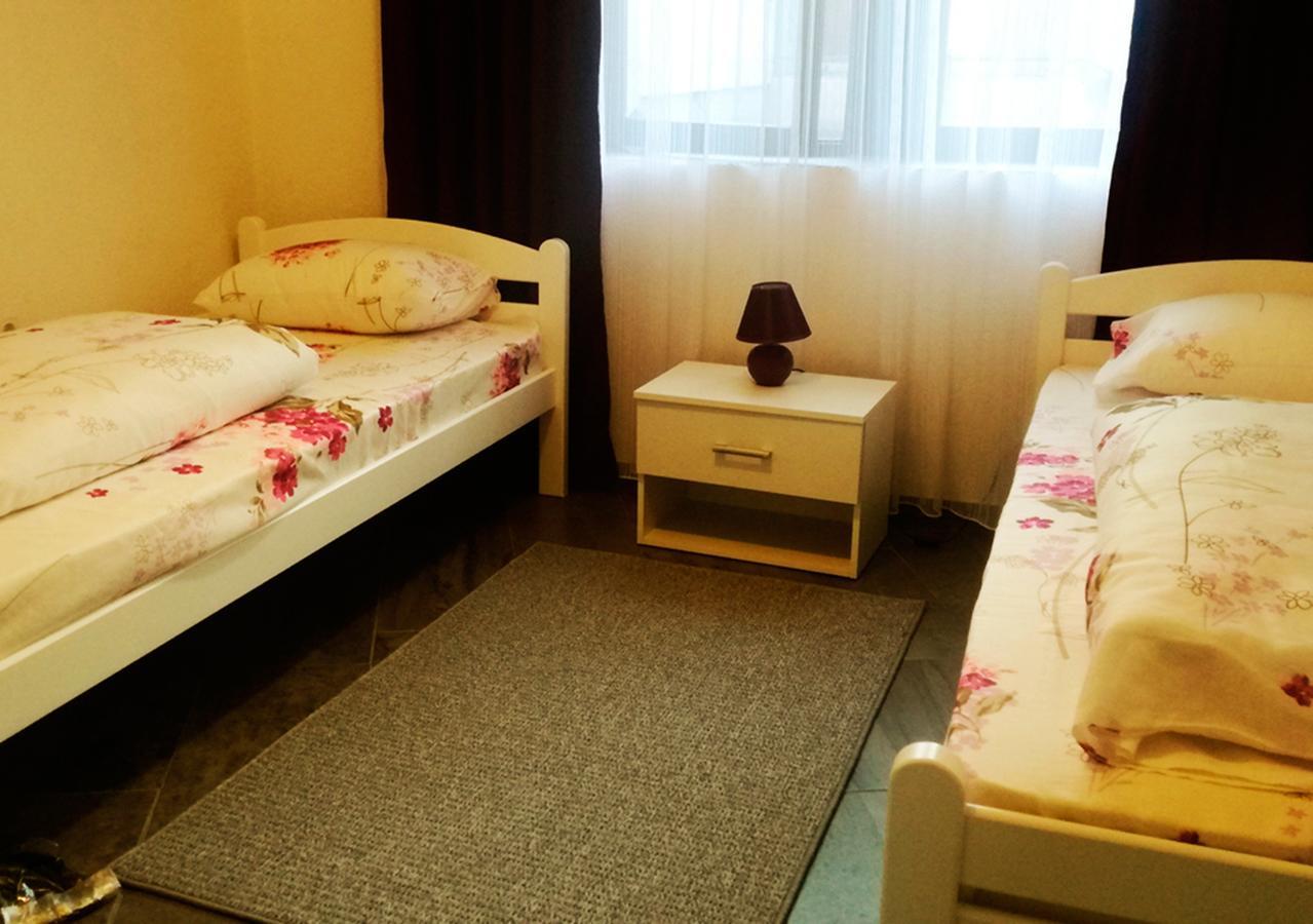 Apartman Amelaa Kulen Vakuf Exterior foto